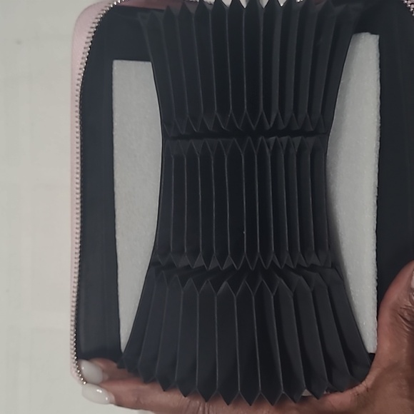 Women's Pink Credit Card Wallet - Picture 6 of 8